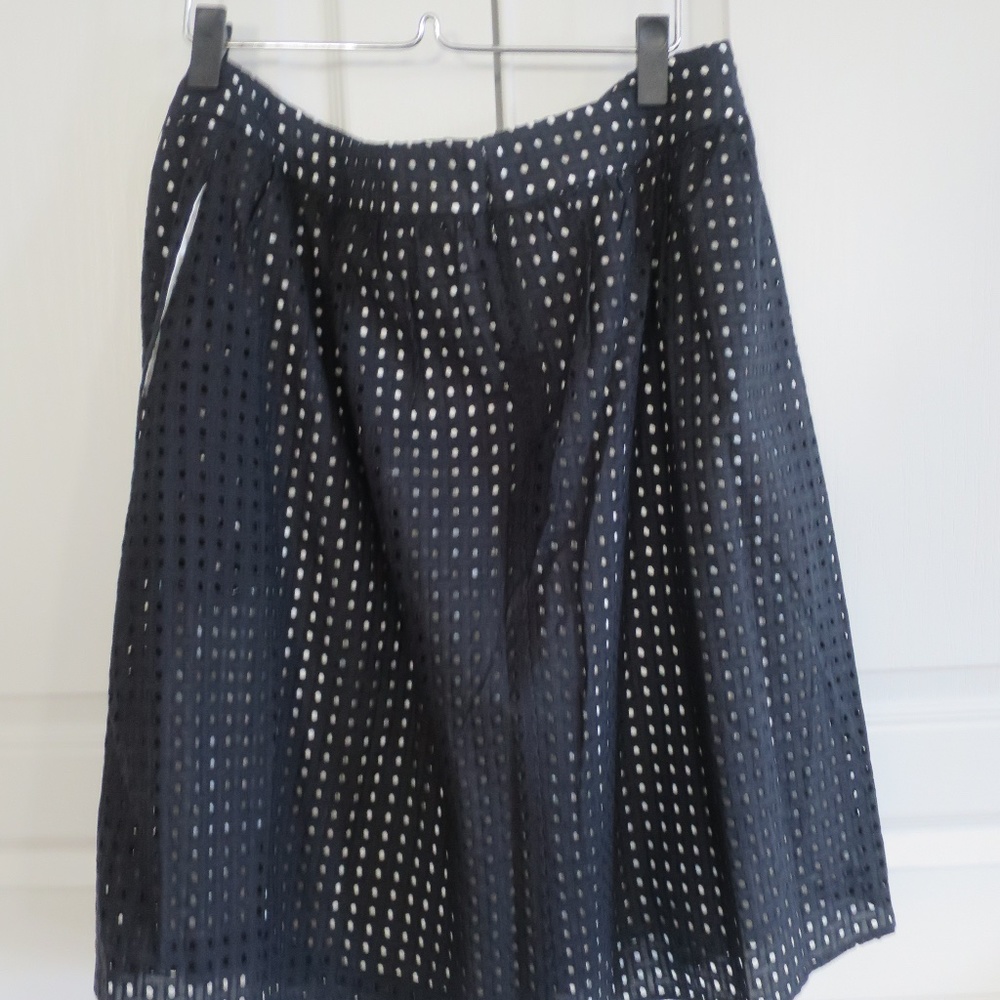 Dennis by Dennis Basso Black Laser Cut Cotton Skirt White Lining